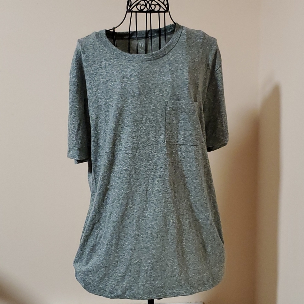 Gap gray short sleeve shirt size M
